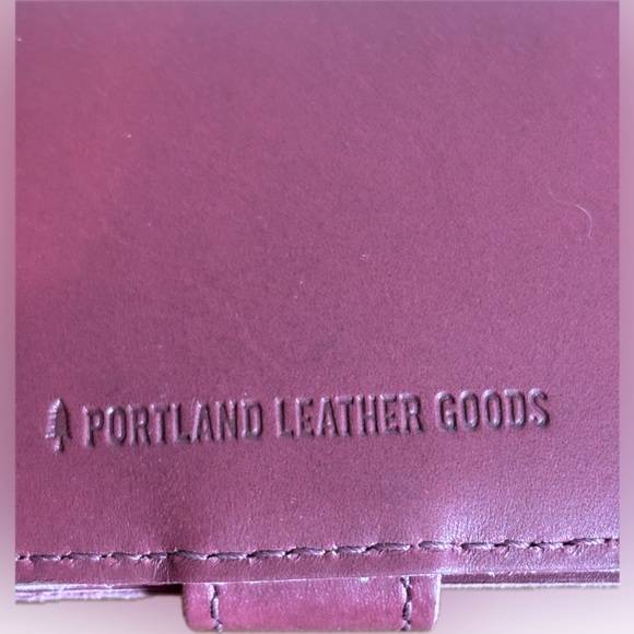 Portland Leather Goods Berry Good Mini Bifold Wallet - Picture 3 of 4